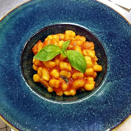 Ristorante Ombrone لوغانو