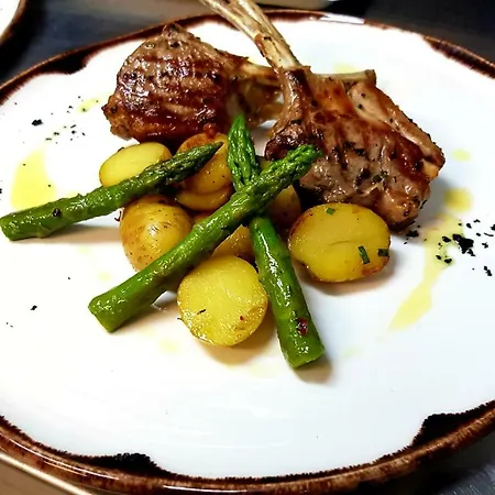 Ristorante Ombrone 4* لوغانو